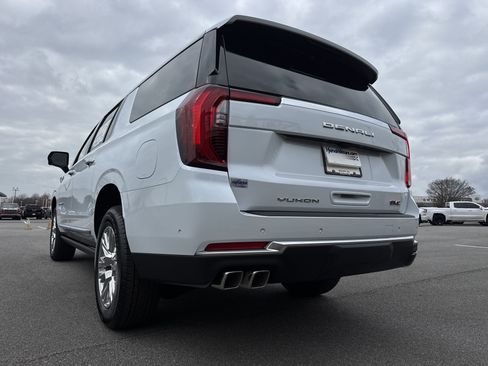 New 2026 GMC Yukon XL Denali w/ Sun & Power Step Package image 8