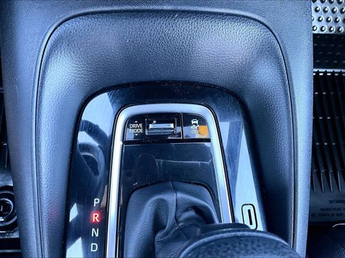Certified 2024 Toyota Corolla SE w/ SE Convenience Package FWD image 33