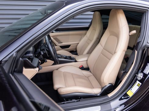 Certified 2021 Porsche 911 Carrera S RWD image 5