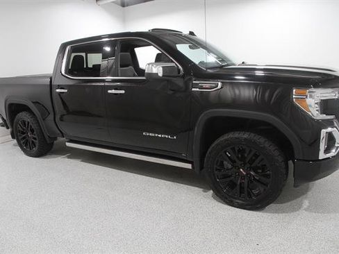 Used 2021 GMC Sierra 1500 Denali w/ Denali Ultimate Package AWD/4WD image 1