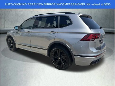 Used 2023 Volkswagen Tiguan SE R-Line AWD/4WD image 4