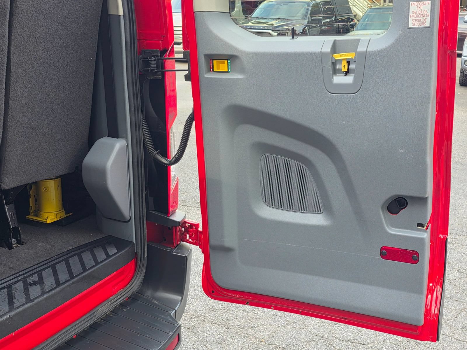 Used 2018 Ford Transit 350 XL RWD image 22