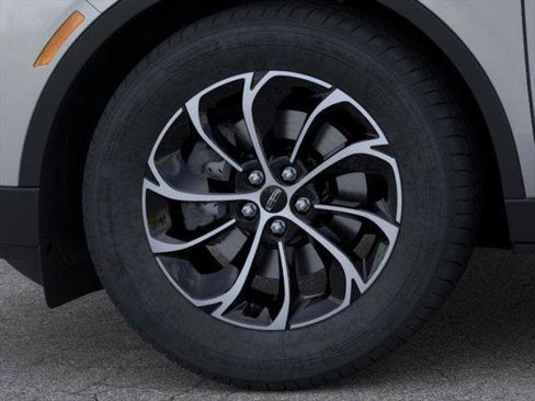 New 2026 Lincoln Nautilus Premier w/ Equipment Group 102A image 19