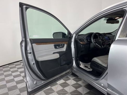 Used 2020 Honda CR-V Touring image 16