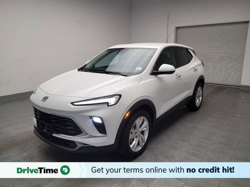 Used 2024 Buick Encore GX Preferred FWD image 1