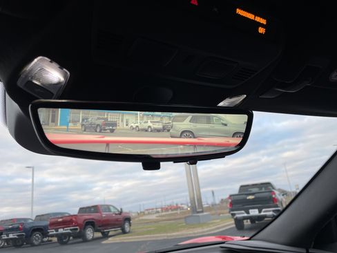 Certified 2025 Chevrolet Corvette Stingray Coupe w/ 1LT image 31