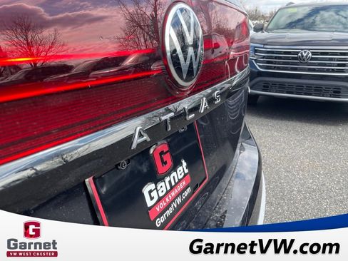 New 2026 Volkswagen Atlas Peak Edition image 36