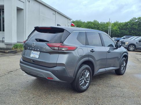 Used 2023 Nissan Rogue S FWD image 2