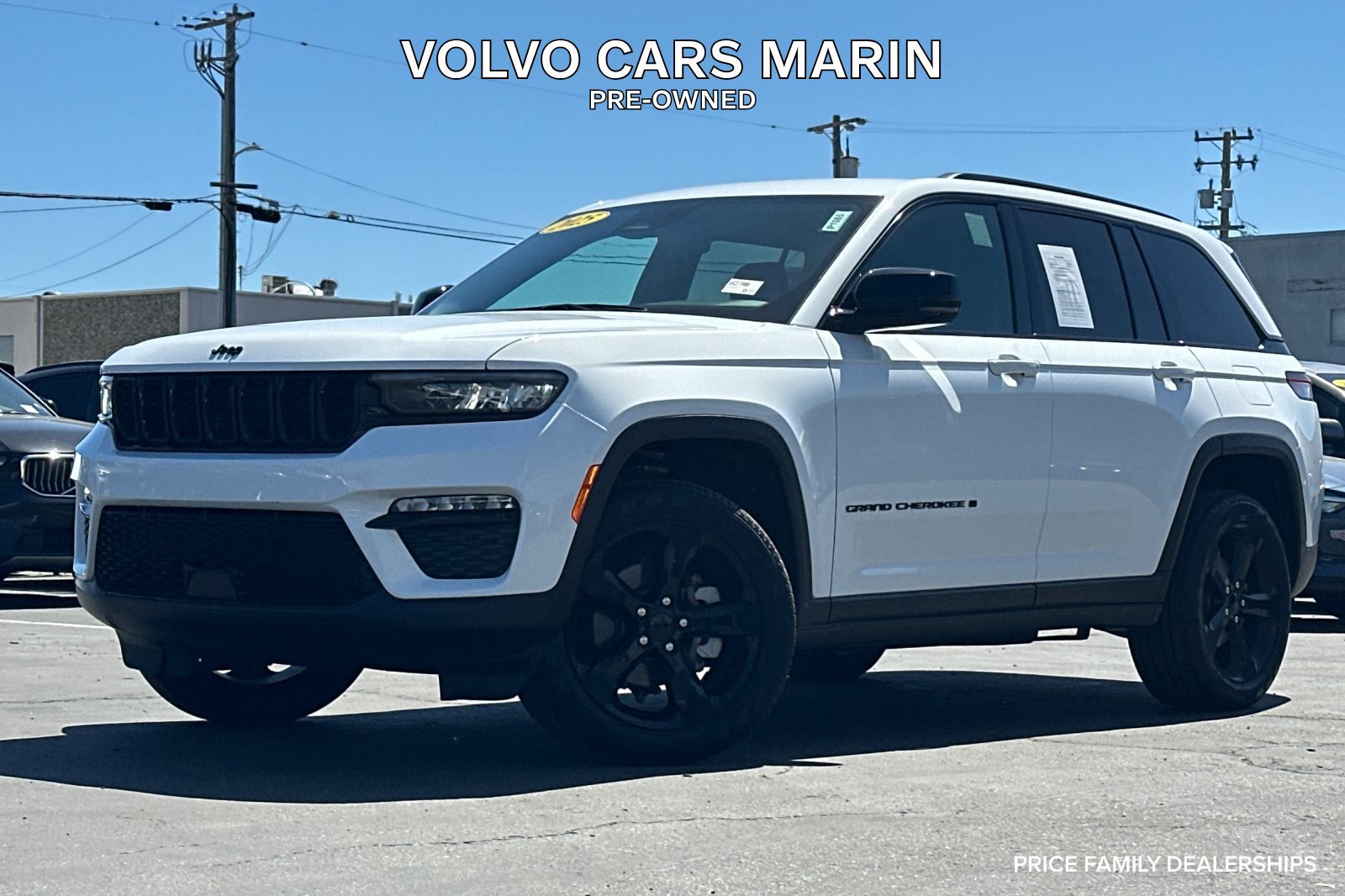 Used 2025 Jeep Grand Cherokee Limited w/ Black Appearance Package AWD/4WD image 1