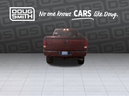 Used 2018 RAM 2500 Big Horn w/ Sport Appearance Group image 4