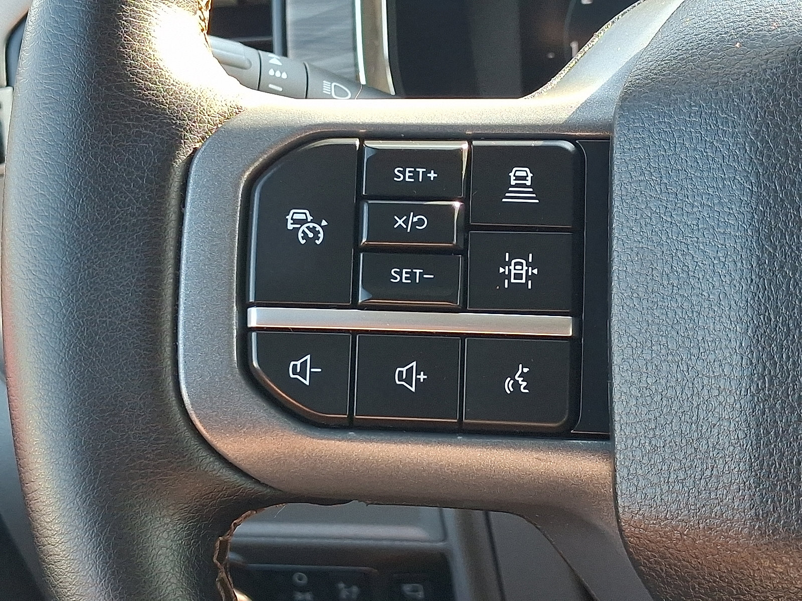 Used 2025 Ford F150 Lariat w/ Equipment Group 501A Mid AWD/4WD image 21