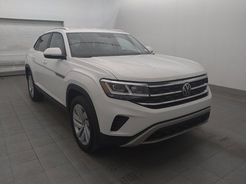 Used 2023 Volkswagen Atlas Cross Sport SE FWD image 13