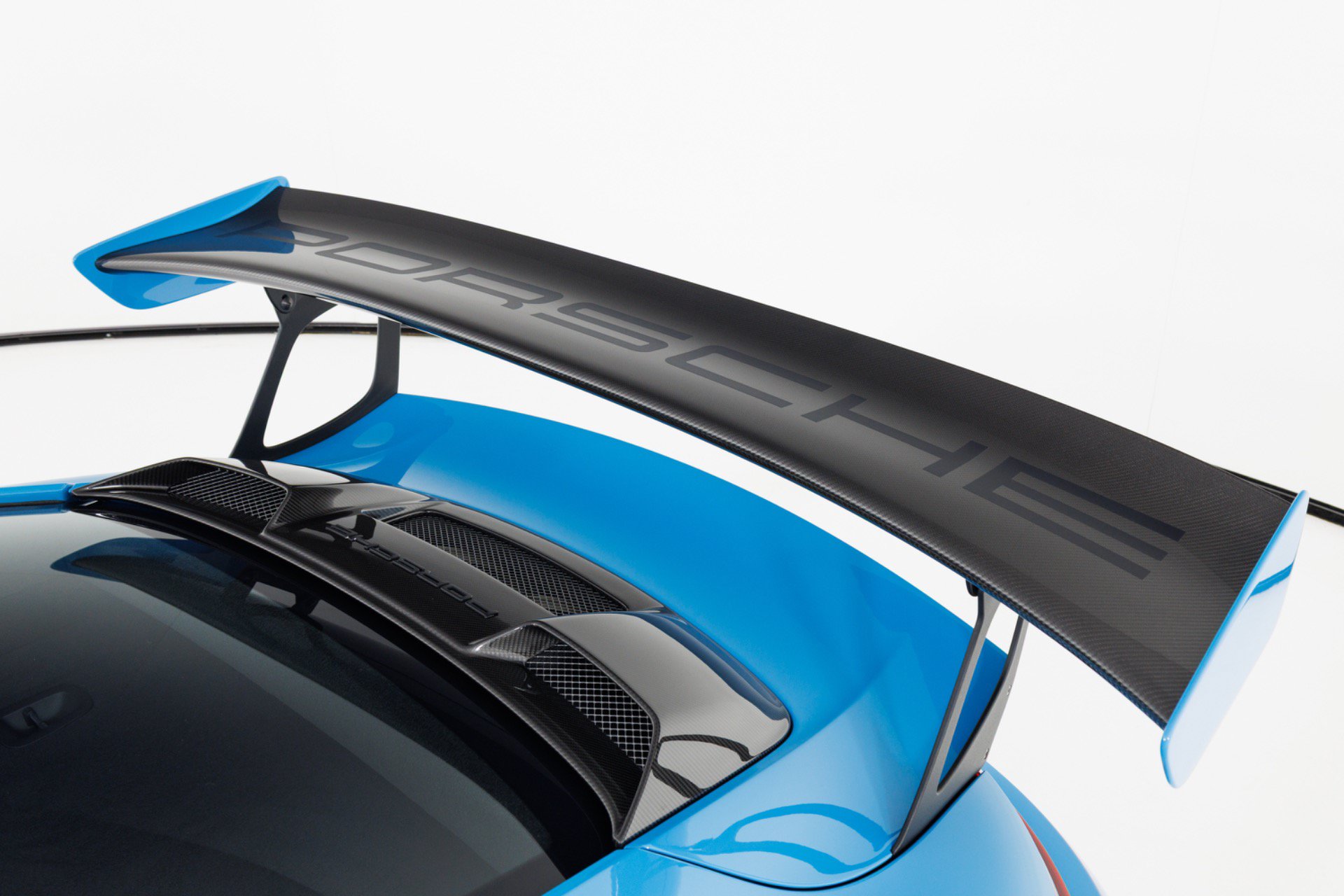 Used 2019 Porsche 911 GT2 RS RWD image 73