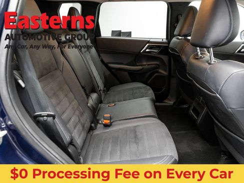 Used 2022 Mitsubishi Outlander SE AWD/4WD image 23