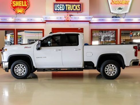 Used 2022 Chevrolet Silverado 2500 LT w/ Convenience Package AWD/4WD image 12