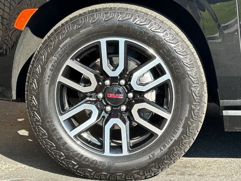 Certified 2024 GMC Yukon AT4 w/ AT4 Premium Plus Package image 28