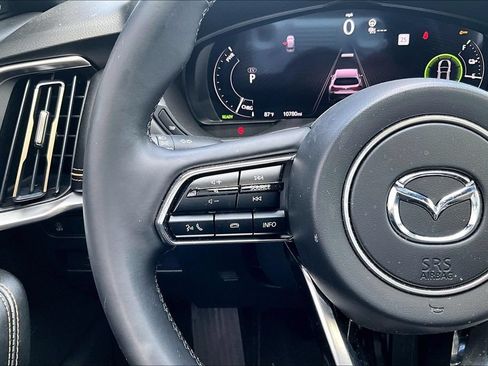 Certified 2025 MAZDA CX-90 Plug-In Hybrid w/ Premium Plus AWD/4WD image 18