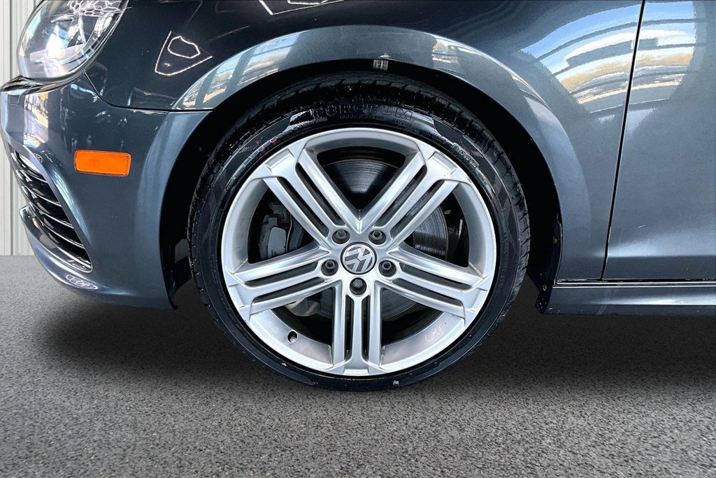 Used 2013 Volkswagen Golf R 4-Door AWD/4WD image 32