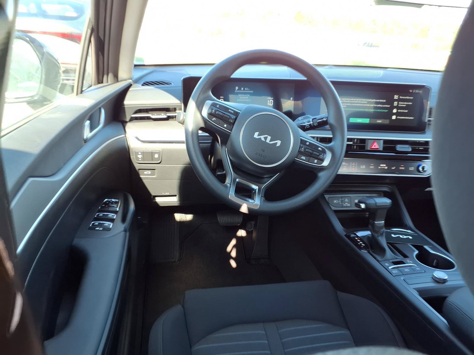 New 2026 Kia K5 LXS FWD image 3