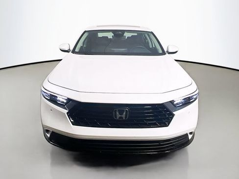 Used 2025 Honda Accord EX-L image 2