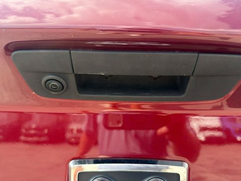 Used 2024 RAM 1500 Classic SLT AWD/4WD image 6