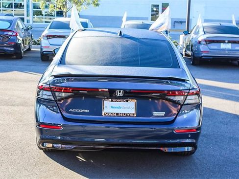 Used 2025 Honda Accord Touring image 6