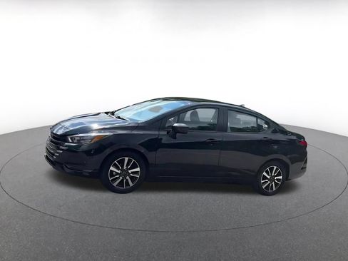 Used 2025 Nissan Versa SV FWD image 7