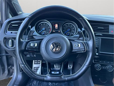 Used 2017 Volkswagen Golf R 4-Door image 26