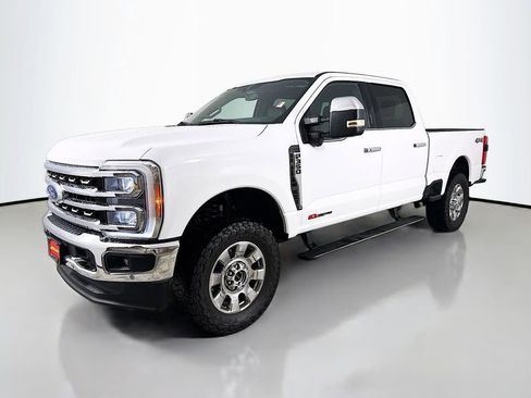 Used 2023 Ford F350 King Ranch image 3