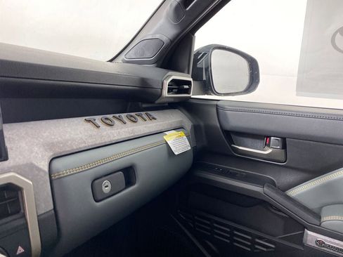 New 2025 Toyota Tacoma Trailhunter image 27
