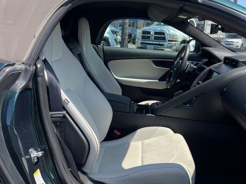 Used 2021 Jaguar F-TYPE Convertible RWD image 10
