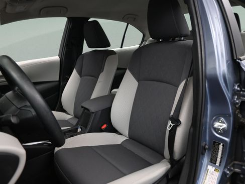 Used 2024 Toyota Corolla LE image 33