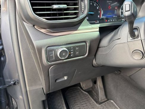 Used 2022 Ford Explorer Limited w/ Equipment Group 301A RWD image 54