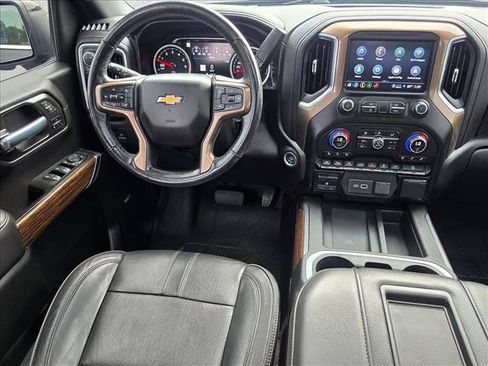 Used 2021 Chevrolet Silverado 1500 High Country w/ Safety Package II AWD/4WD image 19