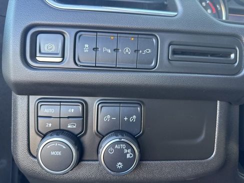 Used 2021 Chevrolet Tahoe LT image 21