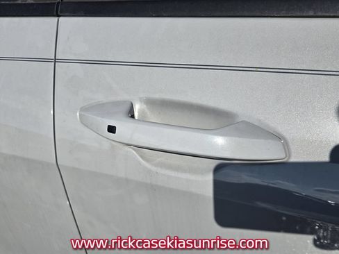 Used 2023 Kia Sportage SX FWD image 5