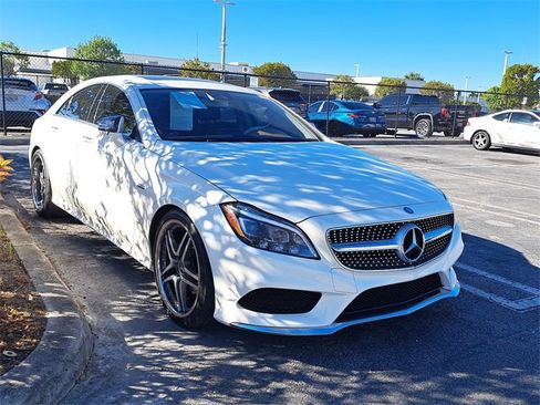 Used 2015 Mercedes-Benz CLS 400 image 3