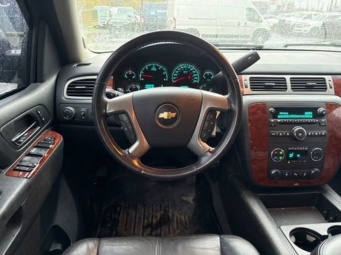 Used 2013 Chevrolet Tahoe LT image 18