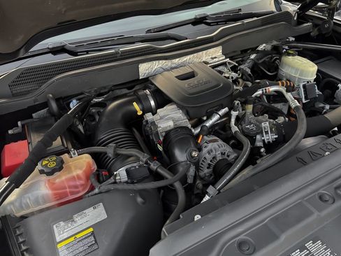 Used 2016 Chevrolet Silverado 2500 High Country w/ Duramax Plus Package image 31