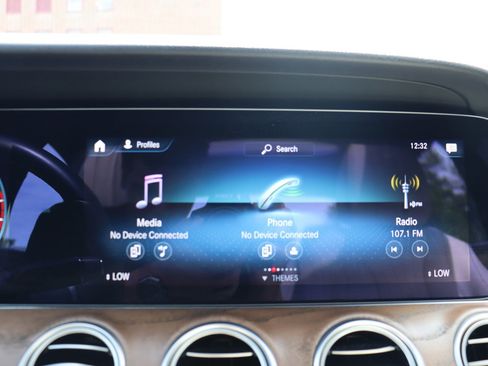Used 2023 Mercedes-Benz E 350 4MATIC Sedan image 26