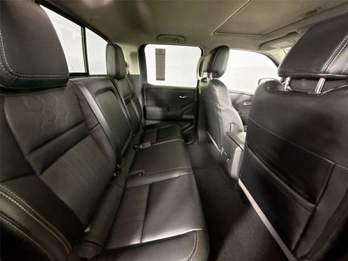 Used 2024 Nissan Frontier SL w/ Technology Package RWD image 56