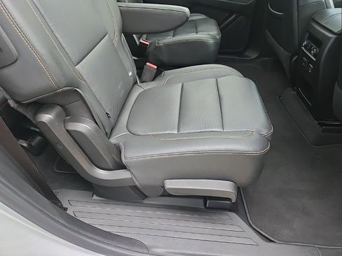 Used 2021 Chevrolet Traverse Premier w/ Redline Edition image 80