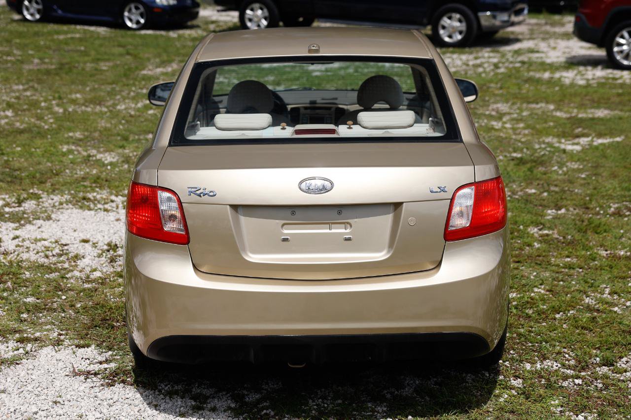 Used 2010 Kia Rio LX w/ Value Pkg FWD image 9
