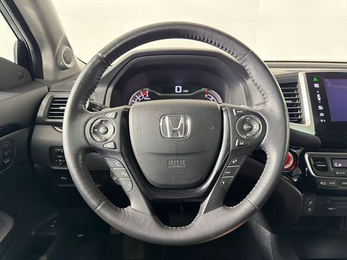 Used 2016 Honda Pilot Elite image 16