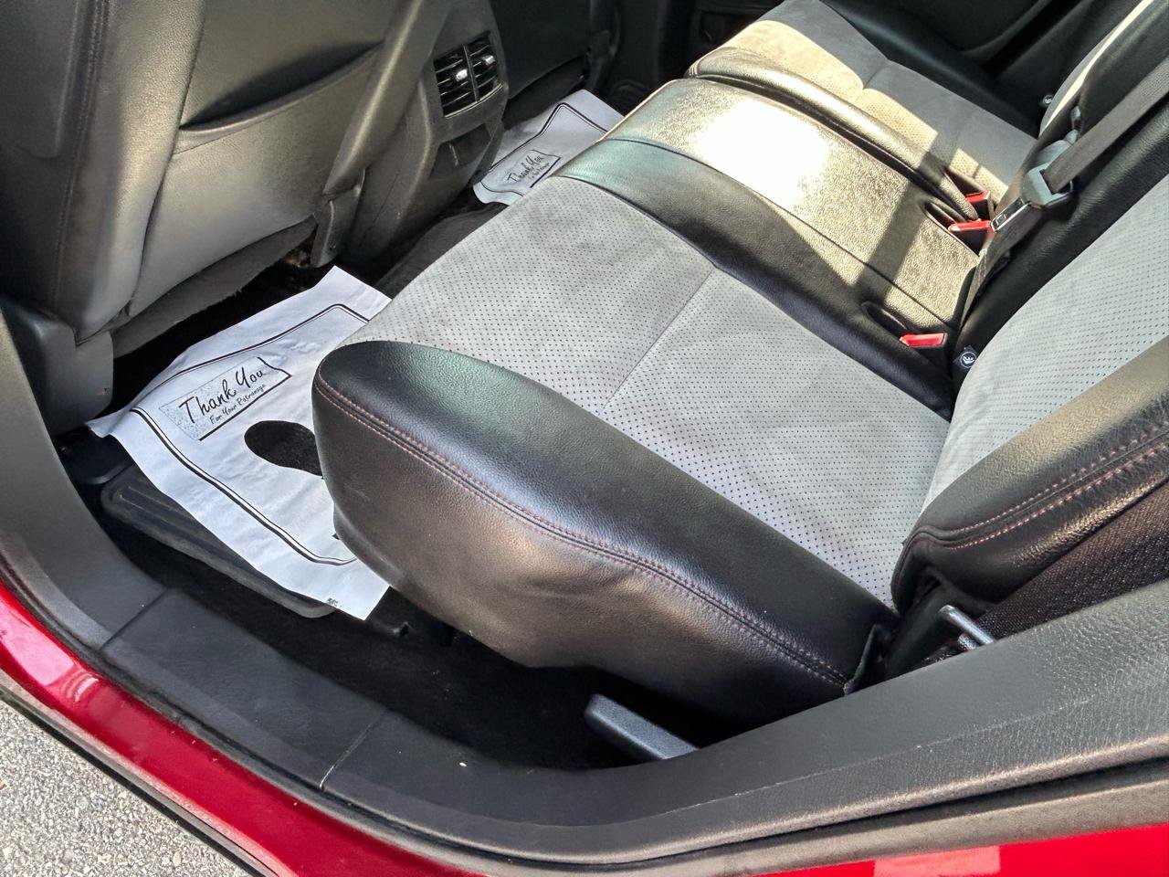 Used 2013 Ford Edge SEL w/ SEL Appearance Pkg FWD image 9