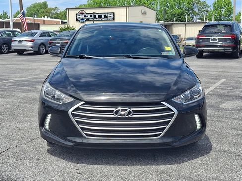 Used 2018 Hyundai Elantra Value Edition w/ Cargo Package FWD image 2