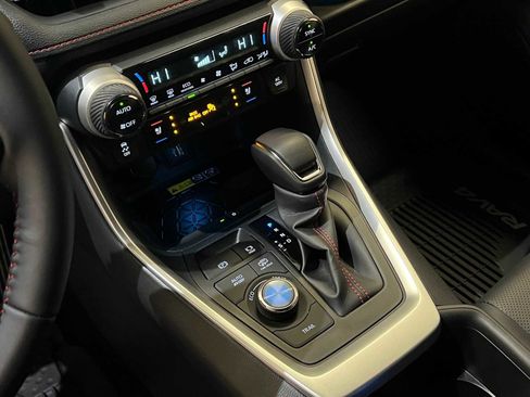 Certified 2025 Toyota RAV4 XSE image 22