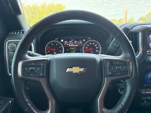 Used 2020 Chevrolet Silverado 2500 High Country w/ Z71 Off-Road Package AWD/4WD image 11