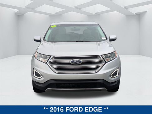 Used 2016 Ford Edge Titanium w/ Technology Package FWD image 9