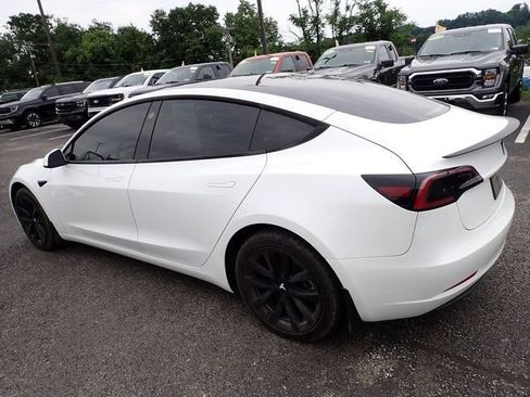 Used 2022 Tesla Model 3 Long Range AWD/4WD image 4
